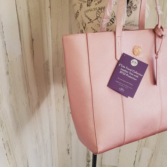 NWT JOY MANGANO  E*LITE TRAVEL COLLECTION LEATHER TOTE with RFID PROTECTION - Picture 3 of 8